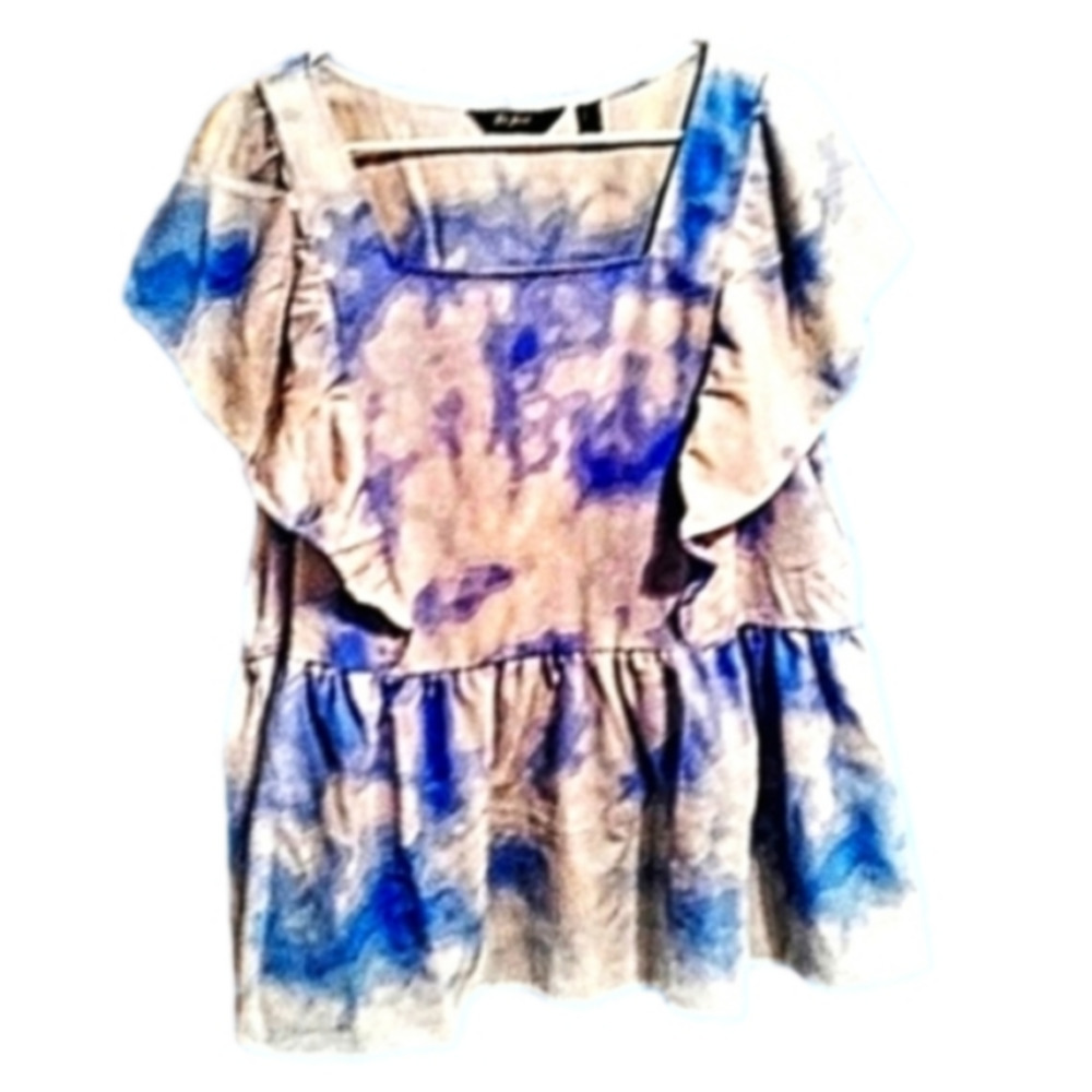 𝅺Du Jour Large Blue And White Tie Dye Ruffled Neckline Swing Hem Blouse NWOT